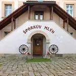 Sporkuv Mlyn 3*