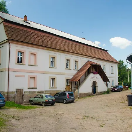 Sporkuv Mlyn Gasthof Dvůr Králové nad Labem