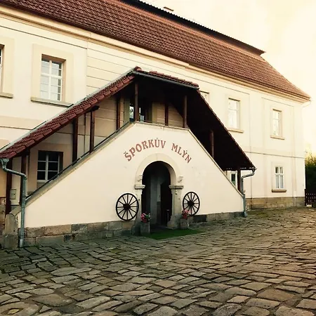 Sporkuv Mlyn Affittacamere 3*